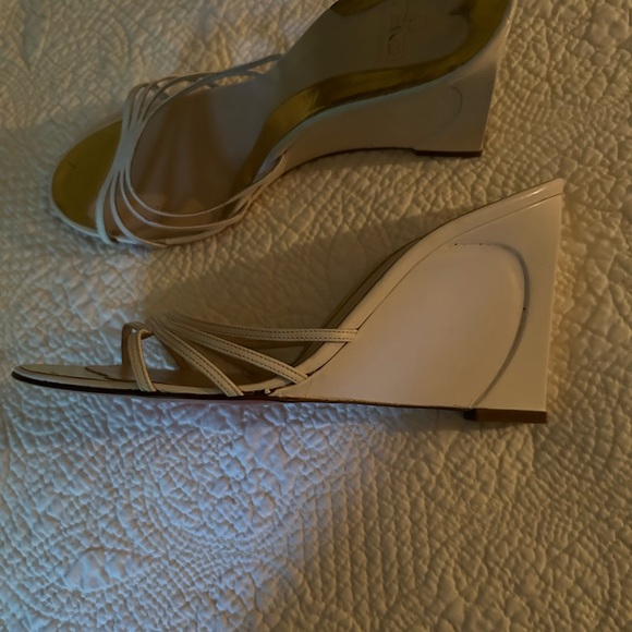 Fendi wedge sandals cream size 39 ( Authentic) - Picture 4 of 8